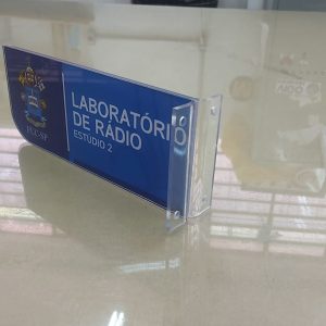 Display-em-Acrilico